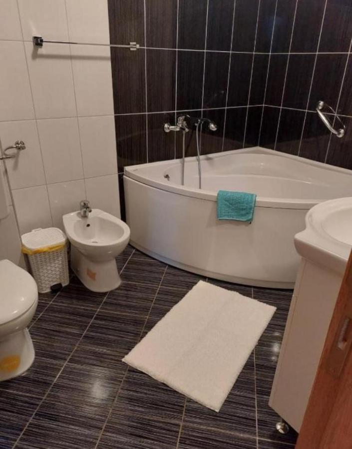 K & S Apartment Čapljina Eksteriør billede
